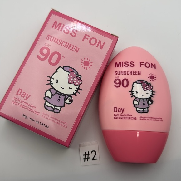 Hello Kitty Sun Block SPF 90+ - Picture 4 of 6